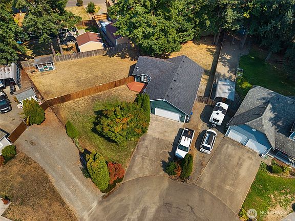 2nd image of 7919 189th Street Ct E