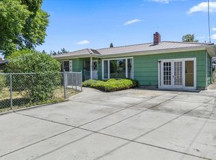1325 Mount Pitt Ave, Medford, OR 97501