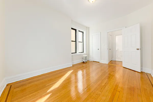 Rented by A&E Real Estate Management | media 5