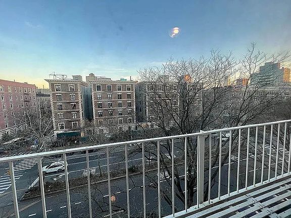 3rd image of 200 W 113th St #E7