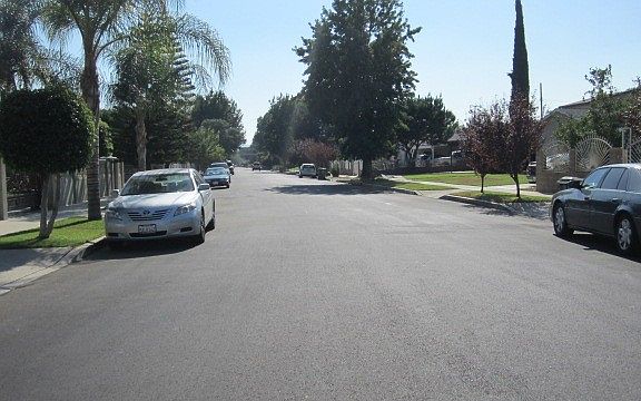 3rd image of 7951 Fulton Ave