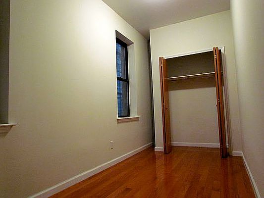 4th image of 98 Charlton St APT 18