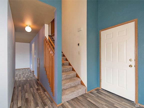 3rd image of 10019 Sheridan Ave S