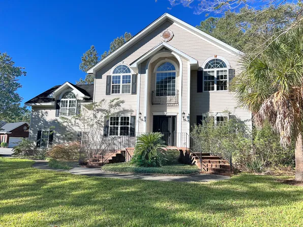 100 Sutton Ln, Goose Creek, SC 29445