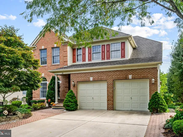 23 Paddock Ln, Cinnaminson, NJ 08077