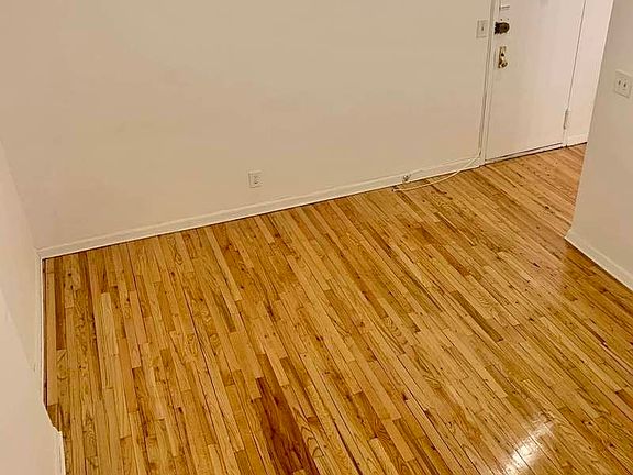 3rd image of 70 W 71st St #30F