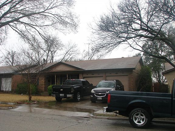 3rd image of 1245 Dumont Dr