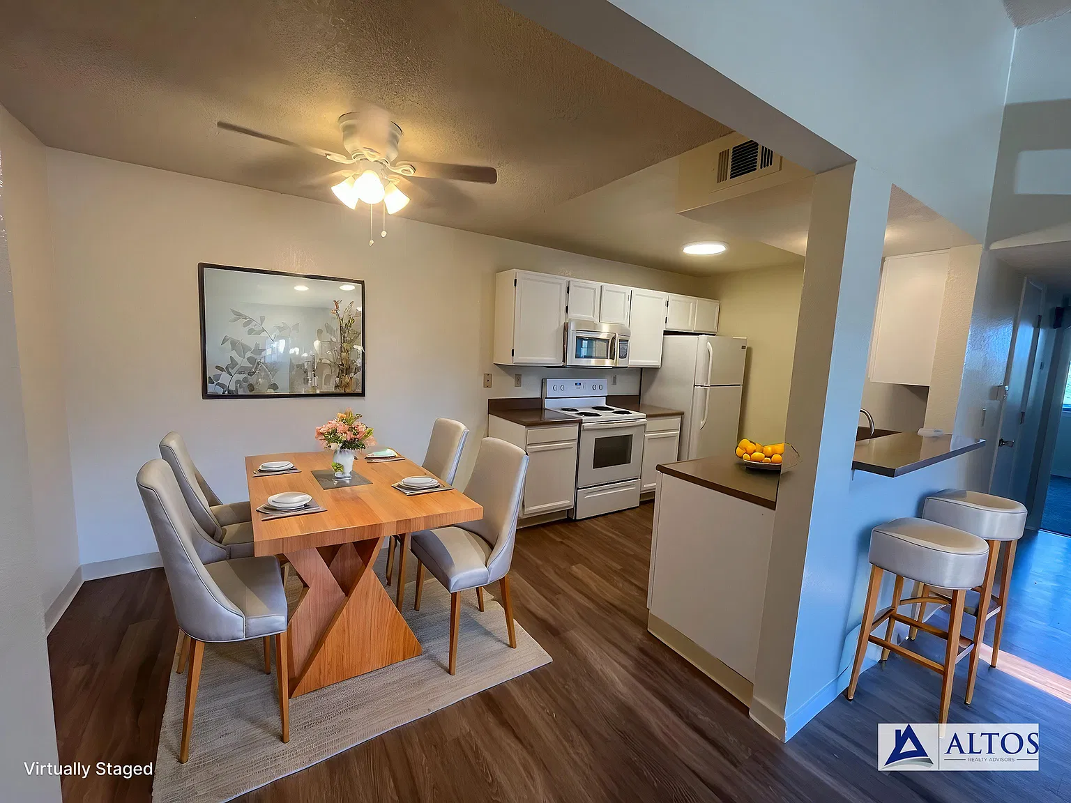 2 bed 2 bath near Mississippi and I-225!! — Photo 1