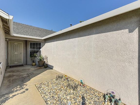 5th image of 870 Driscol Dr