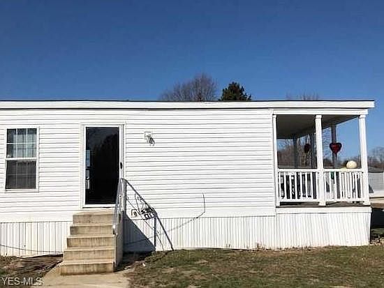 1st image of 78 Hawaiian Dr