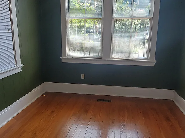 1120 Drayton St — Photo 14