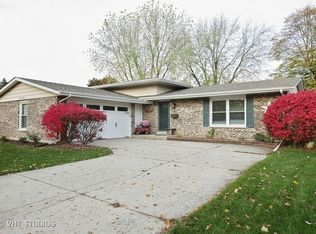 631 S 7th Blvd, Dundee, IL 60118