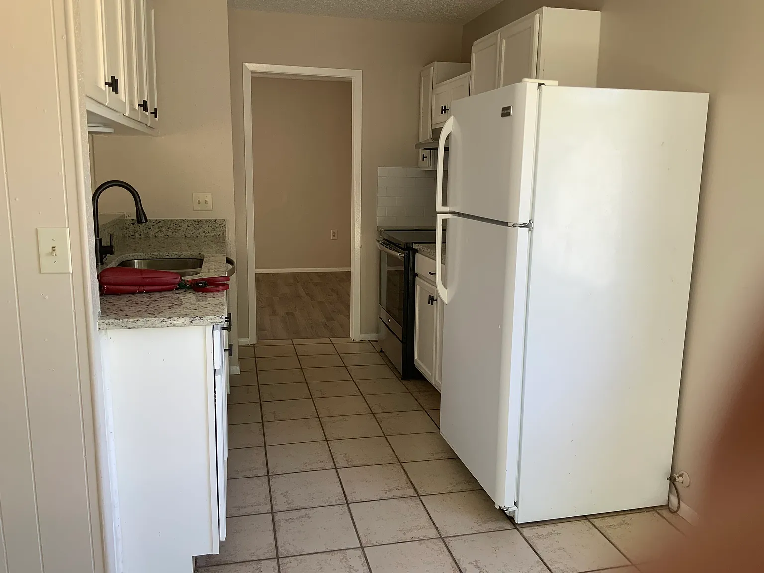 3 bed, 1440 sqft, $1,600 — Photo 2