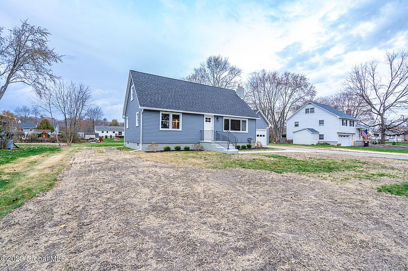 3rd image of 3 Beechwood Drive