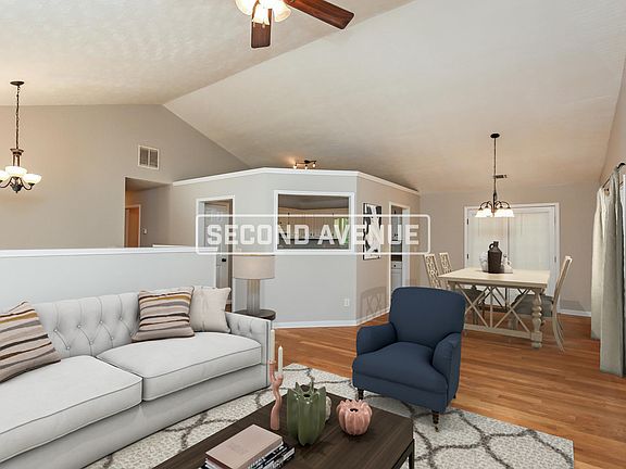 3rd image of 697 Melrose Trce