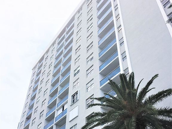 5th image of 6770 Indian Creek Dr APT 11