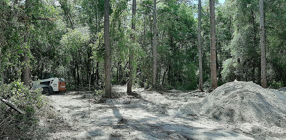 2nd image of Alloy St