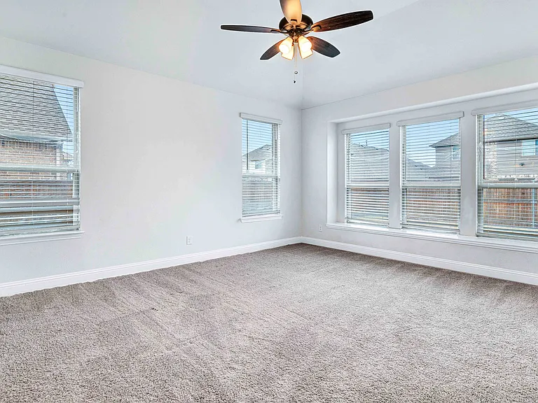 1228 Arrowwood Dr — Photo 16