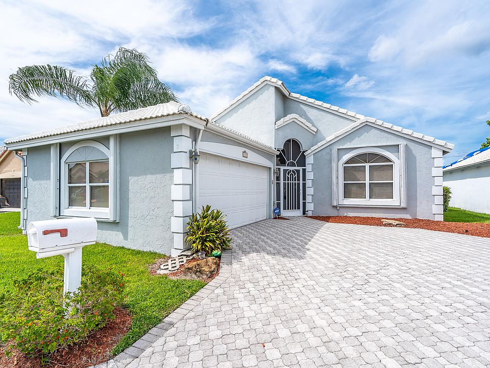 1st image of 7727 Great Glen Cir