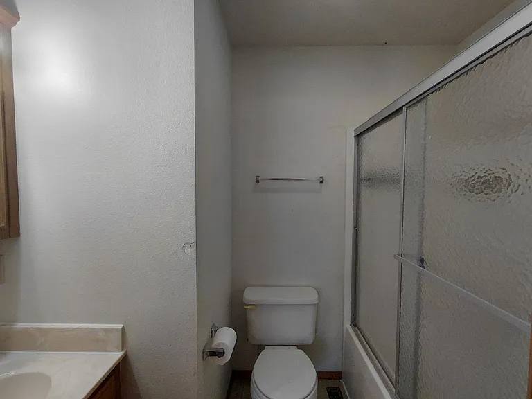 20304 Skyview Dr — Photo 13