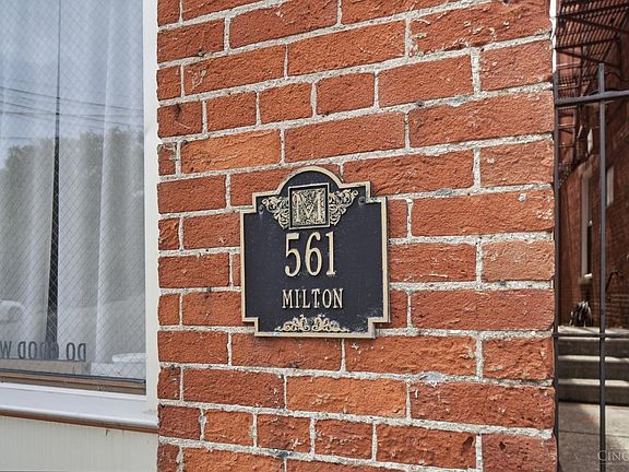 3rd image of 561 Milton St Unit D