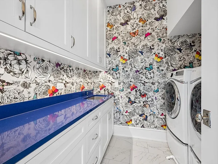 458 W Deming Pl — Photo 24