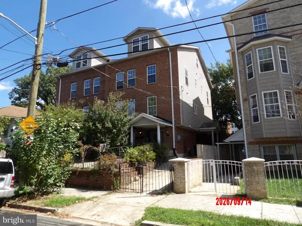 223 56th Pl NE, Washington, DC 20019