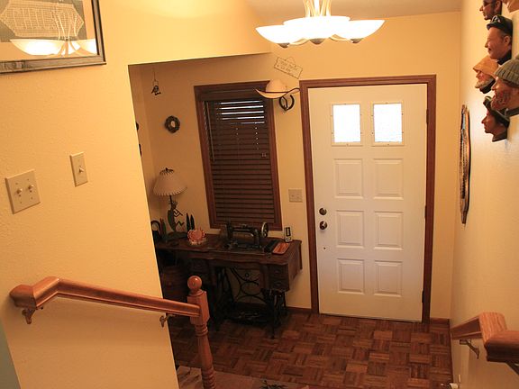 5th image of 2054 NE 9th Ave