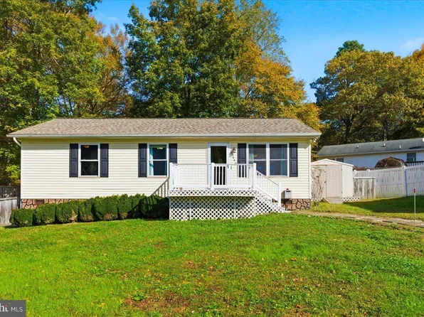 41886 Stephen Young Ct, Hollywood, MD 20636