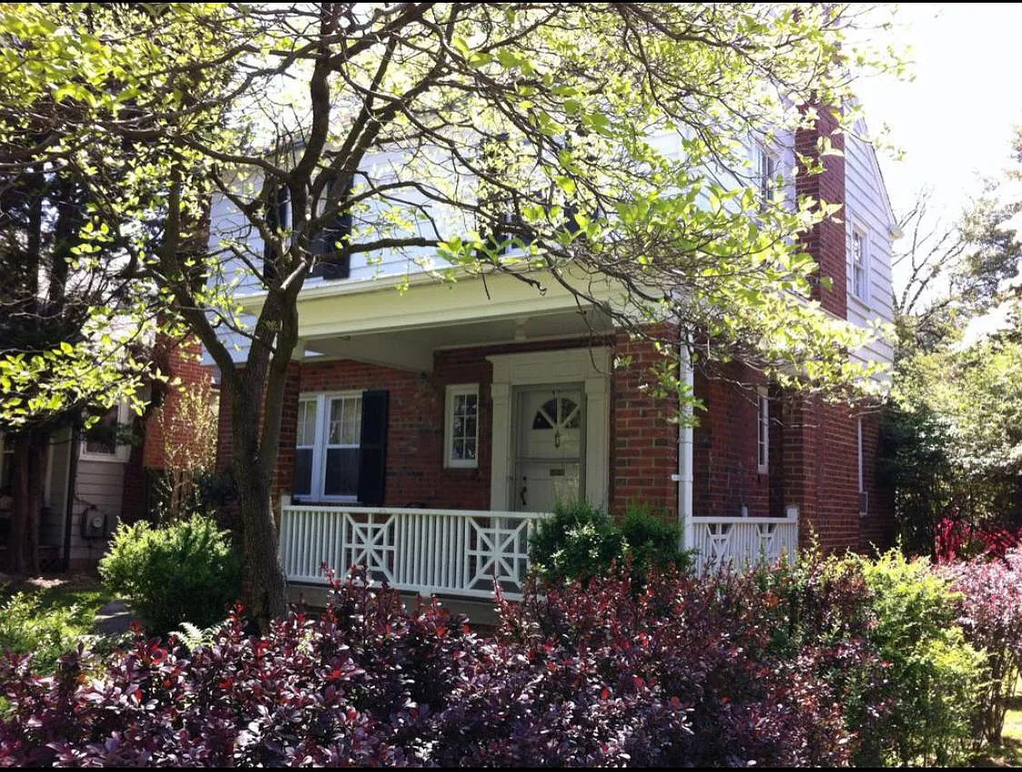 4626 Ellicott St NW photo 1
