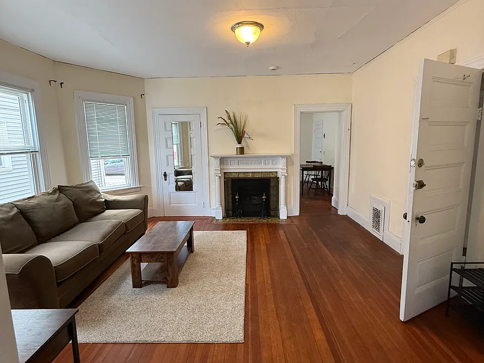 264 Gano St #1