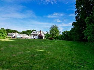 724 Centerville Rd, Warwick, RI 02886
