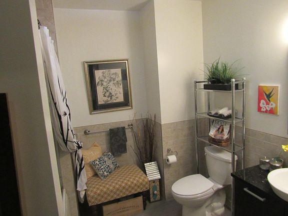 4th image of 145 Westminster St APT 6