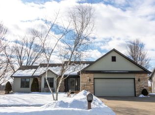 1569 Crestwood Ave, West Salem, WI 54669