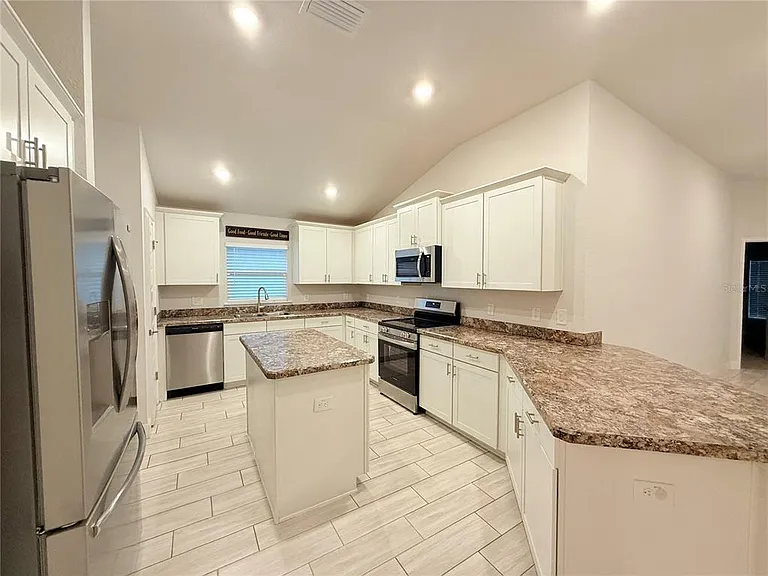 8797 SE 161st Pl — Photo 5