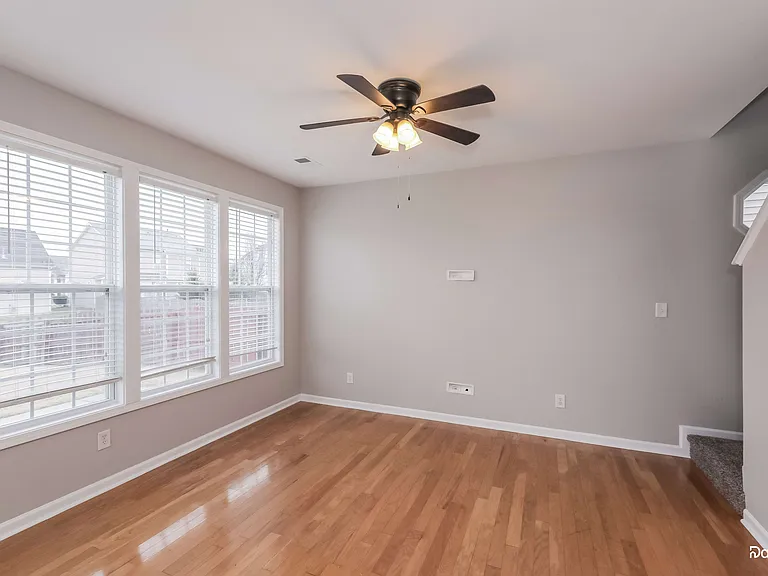 12834 Beddingfield Dr — Photo 5