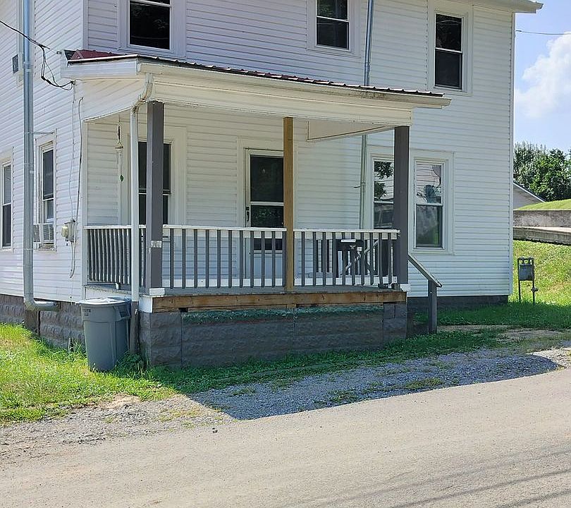 1st image of 211 Howard St