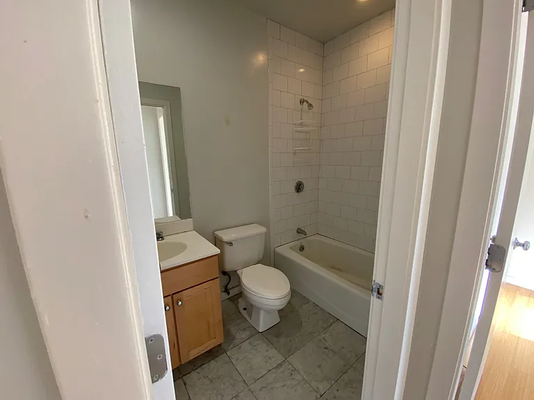 Deacon Court - 1661 Washington Street — Photo 193