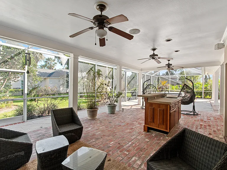10002 Hunt Cliff Dr — Photo 38