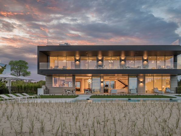 165 Surfside Dr, Bridgehampton, NY 11954