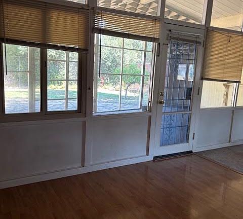 5th image of 3802 N Stanislaus St