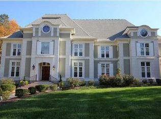 1326 Brow Estates Dr, Signal Mountain, TN 37377