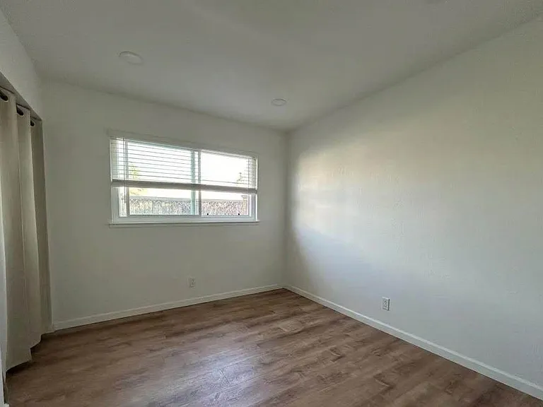 635 River View Dr — Photo 13