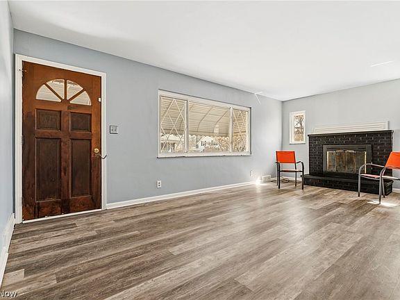4th image of 2340 10th St