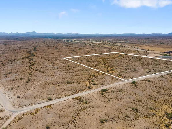 31900 W CAMELBACK Road #1, Tonopah, AZ 85354