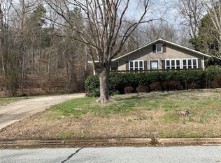 1522 Wickliff Ave, High Point, NC 27262