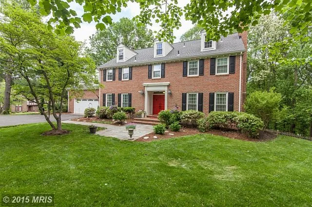 10221 Cedar Pond Dr photo 1