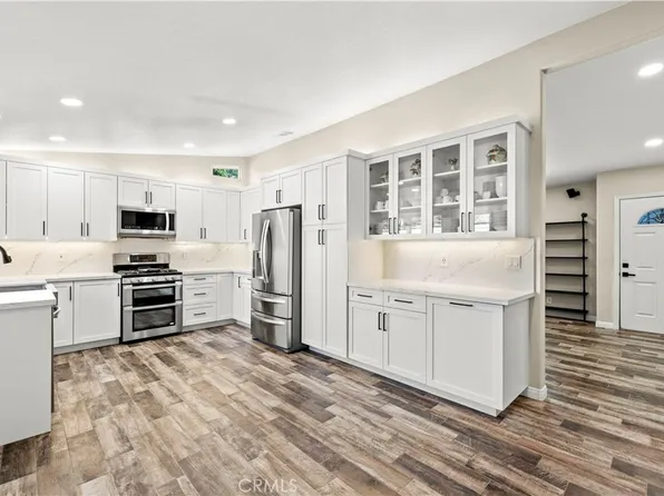 24305 Cheryl Kelton Pl, Santa Clarita, CA 91321