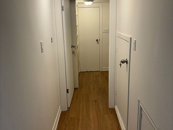 3rd image of 17 Holmesdale Cres