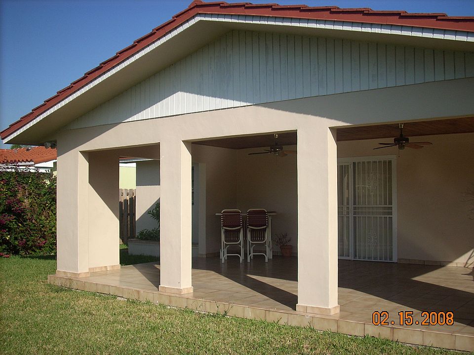 2nd image of 10710 SW 27th St